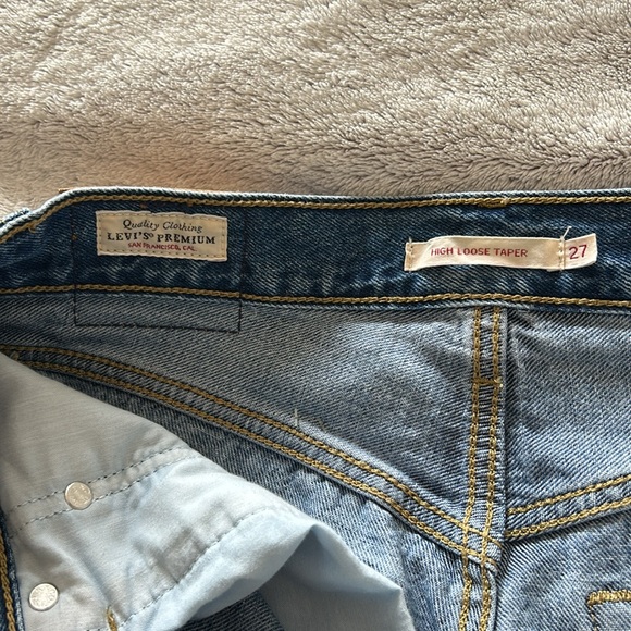 Levi’s High Rise Loose Fit Taper Jean 90’s style - Picture 12 of 15